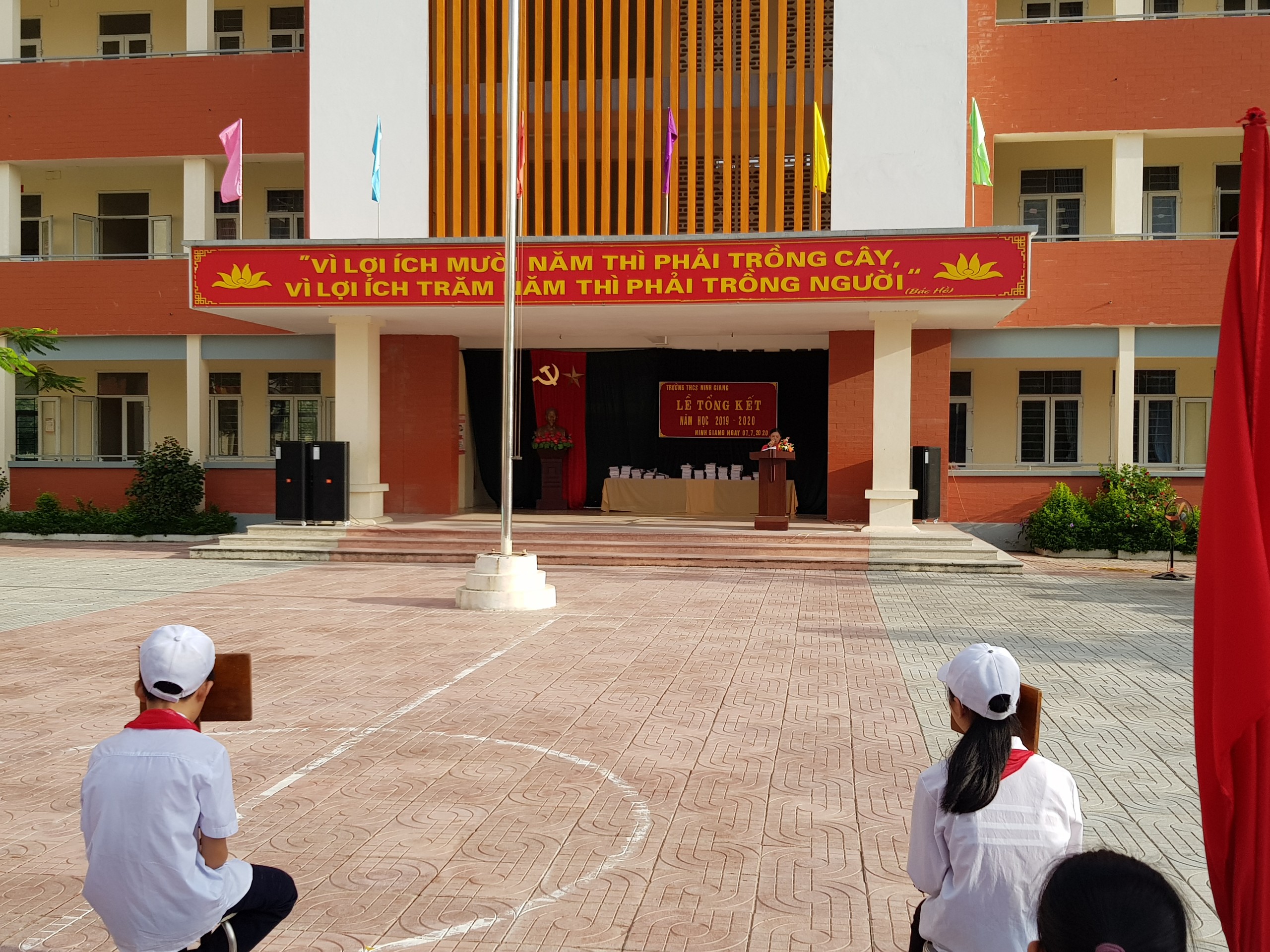Trường THCS Ninh Giang tổ chức tổng kết năm học 2019-2020